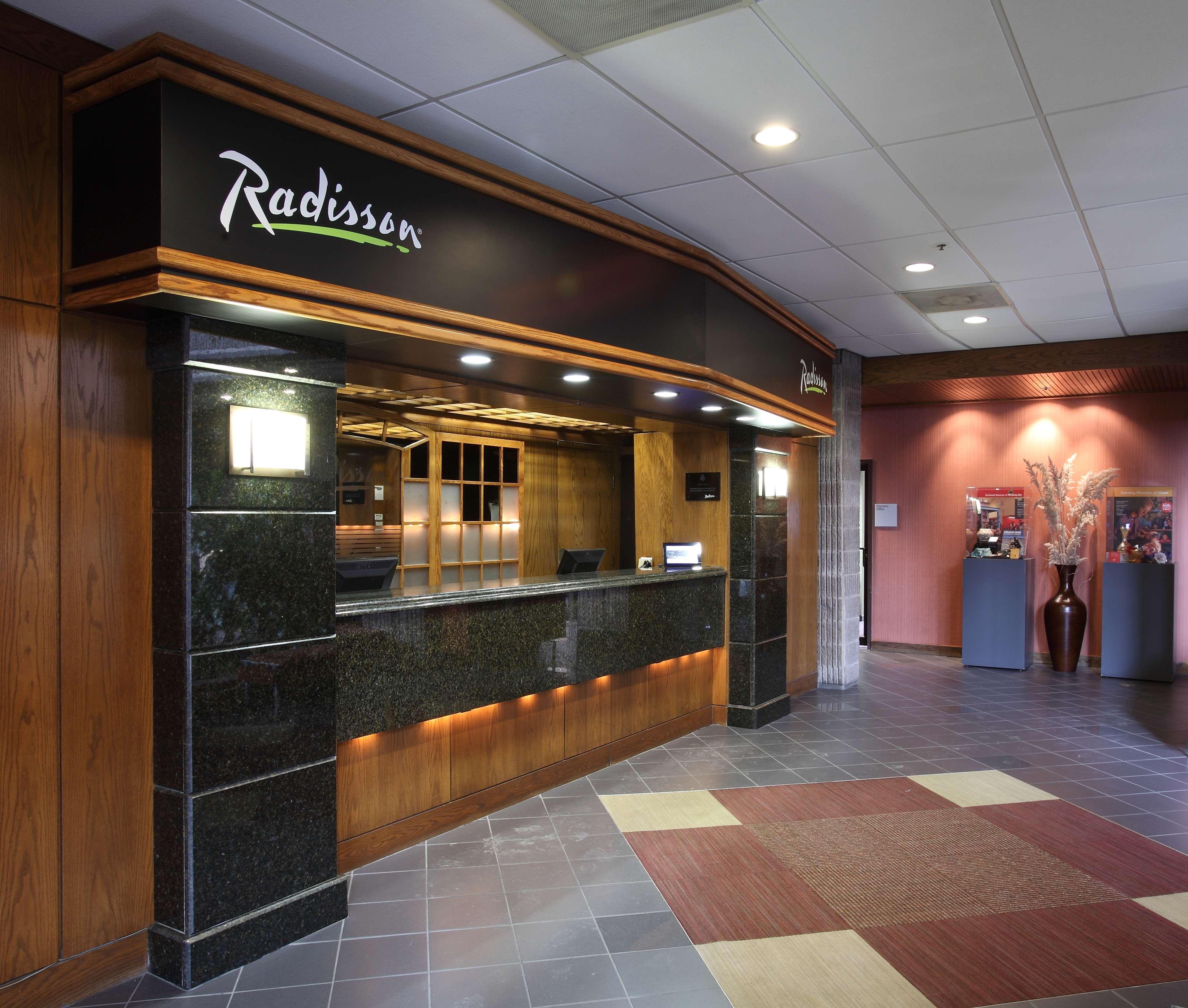 Radisson Hotel Corning Exterior foto