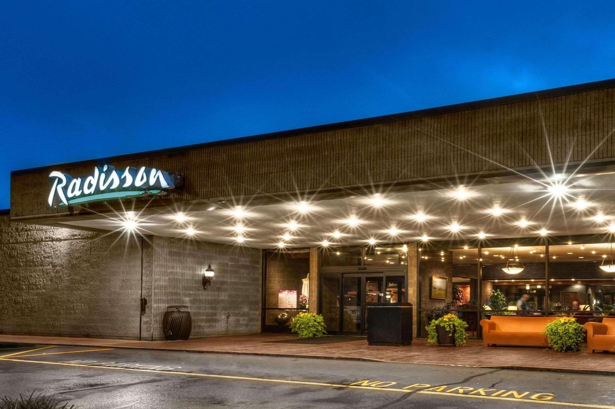 Radisson Hotel Corning Exterior foto